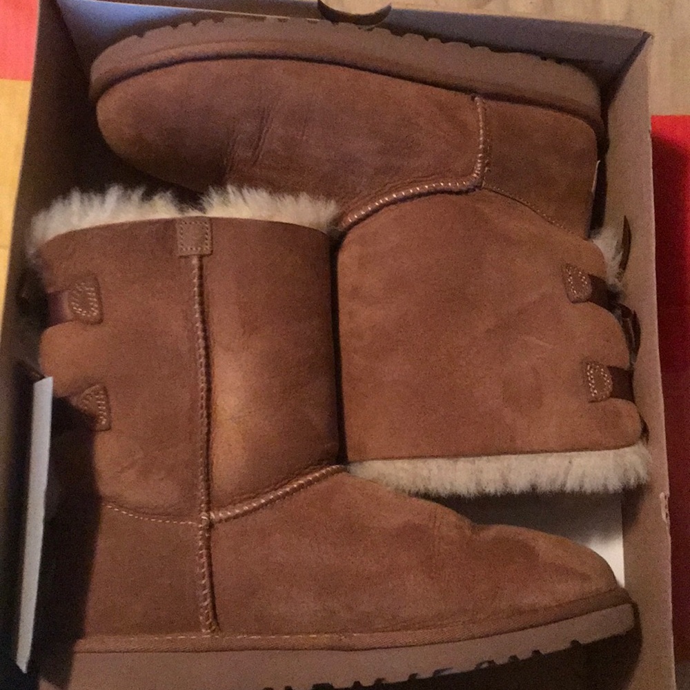 Brown bailey bow Ugg’s